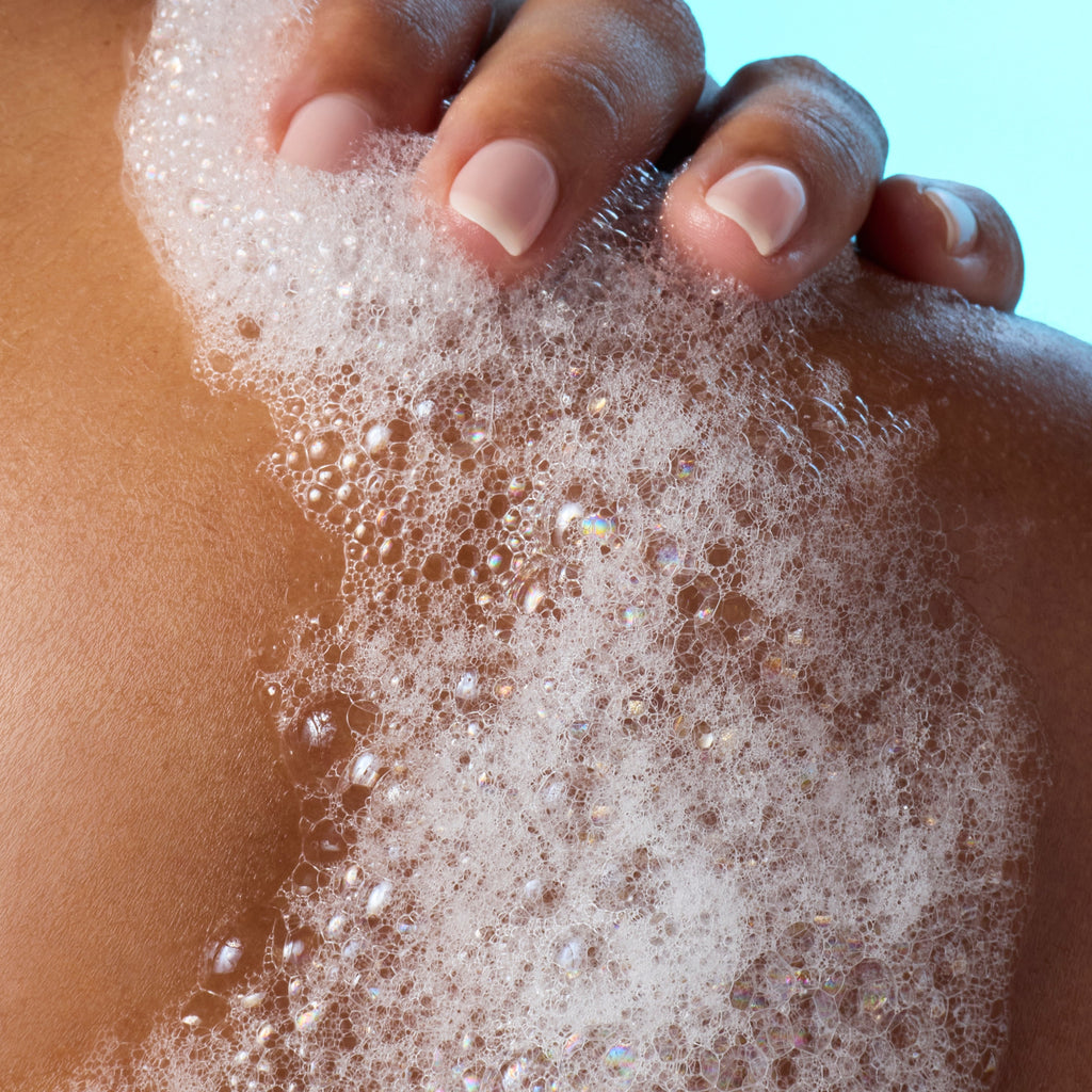 Raspberry Fizz Foaming Gel Wash product image 4