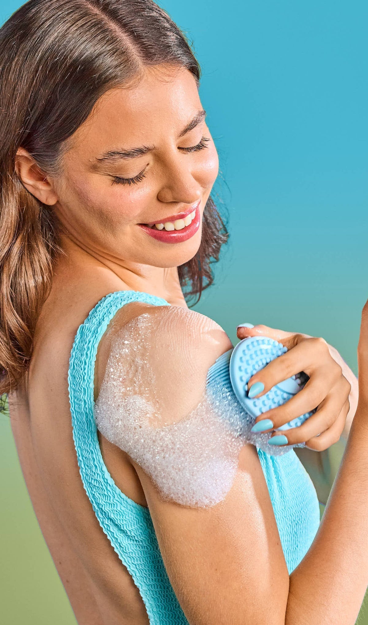 Blue Musk Foaming Gel Wash product image 2